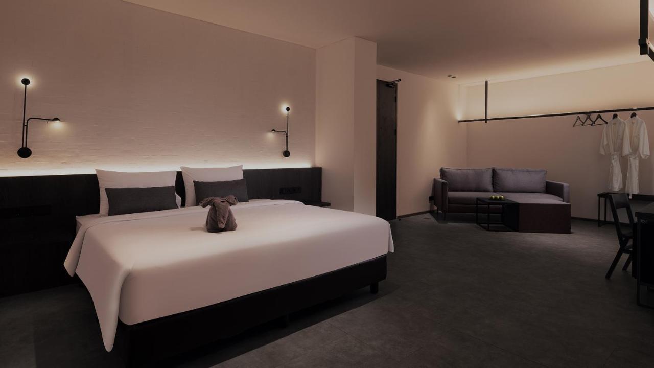 Rez Hotel 三宝垄 外观 照片