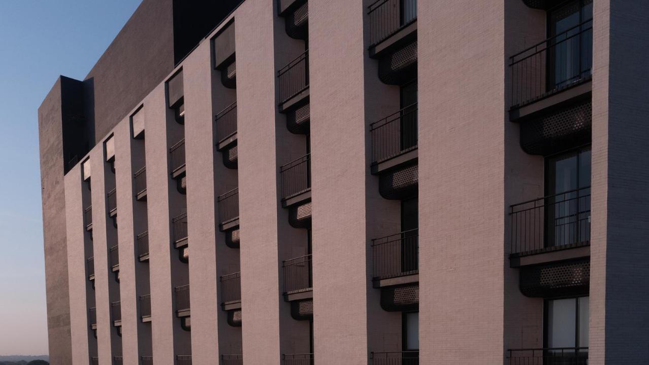 Rez Hotel 三宝垄 外观 照片