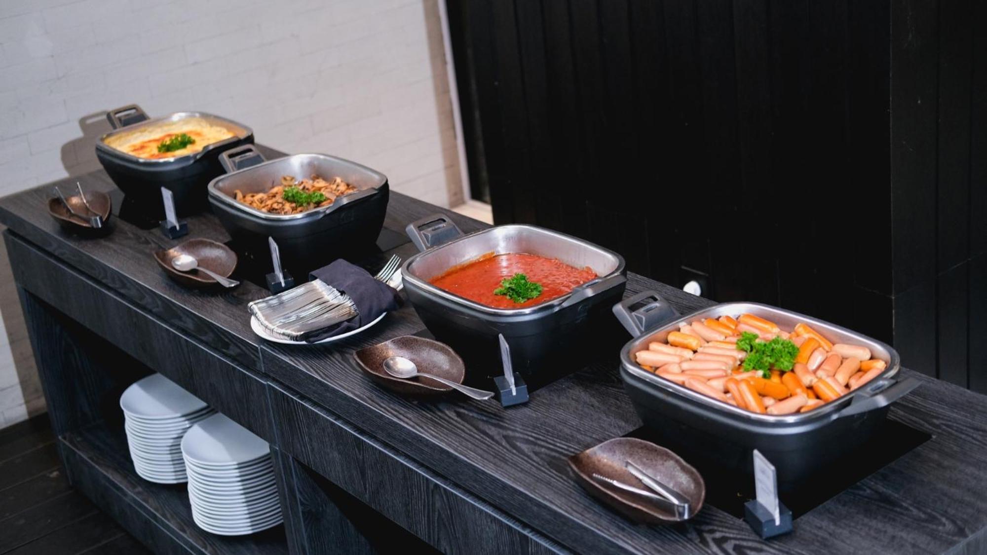 Rez Hotel 三宝垄 外观 照片